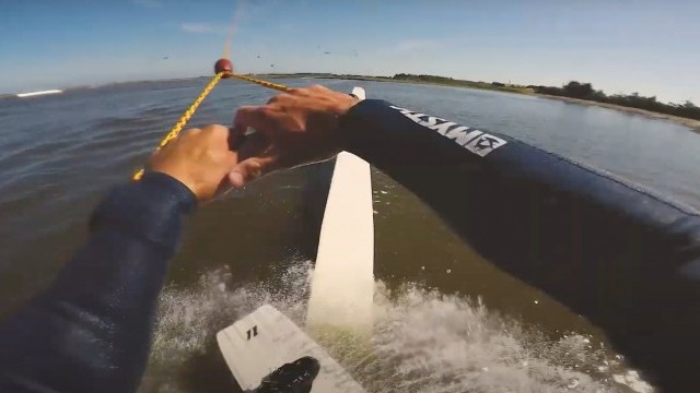 A kiteboard for wakeboarding? Riding the North Flare wakestyle board on the cable!