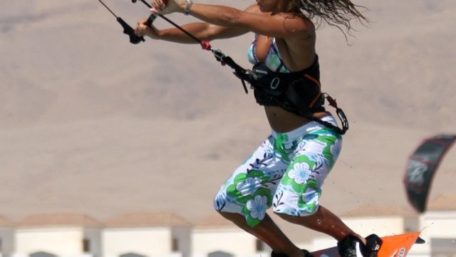 Kitesurfing Technique - Down Loop Air Gybe
