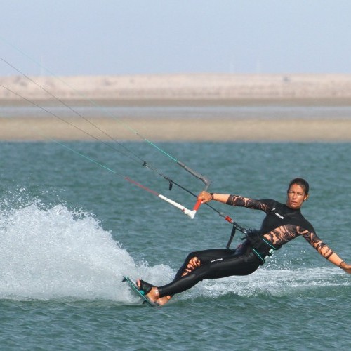 Heelside Hand Drag Kitesurfing Technique