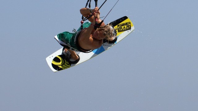 Kitesurfing Technique - S-Bend