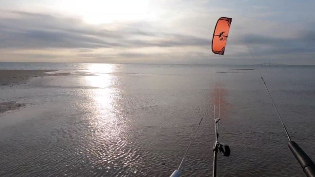 Kiteboarding at the Scenic View