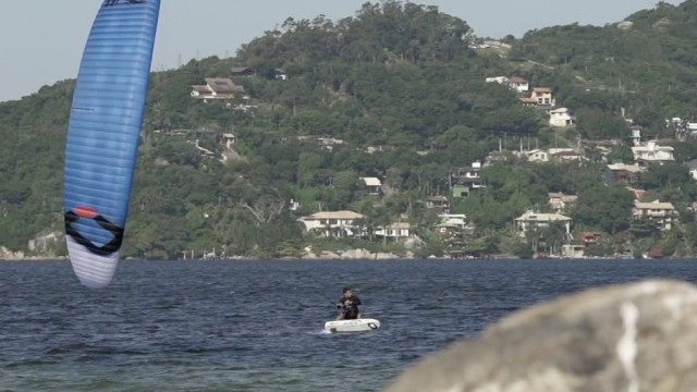 Magic Carpet - Roberto Veiga