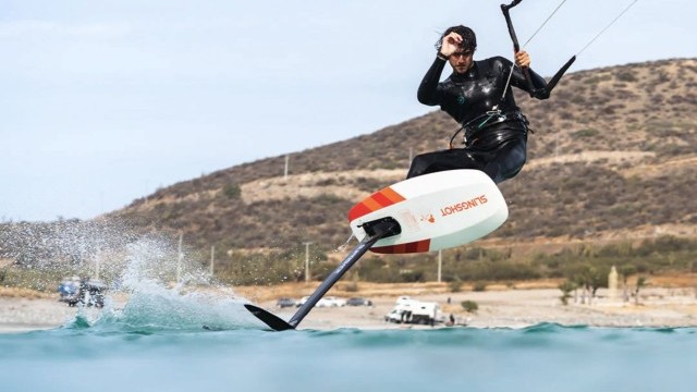 2023 Slingshot Kiteboarding - Hopecraft V1 Kite Foil Board