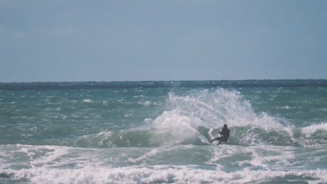 Yvan Quilfen surfkite La Torche