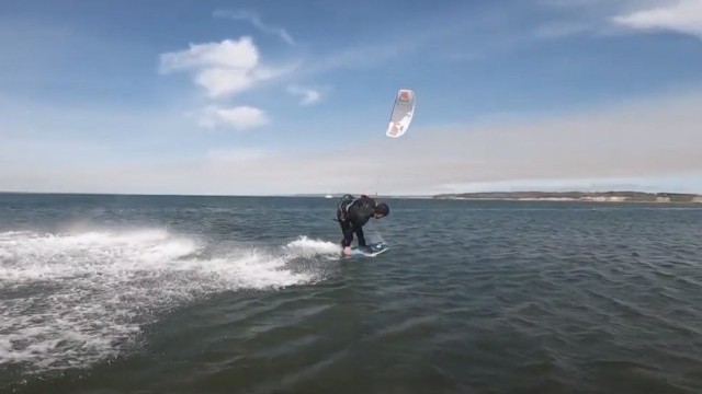 Unhooked Back Roll to Toe-side (Switch) - Tricks of the Trade with Tom Court