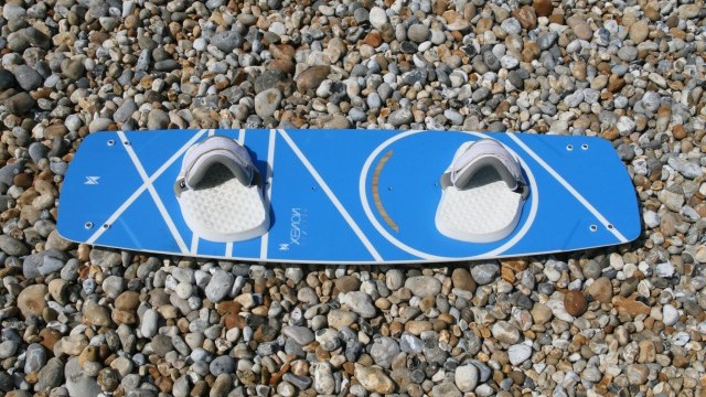 Kitesurfing Reviews - Xenon Rayo 134 x 41cm 2009