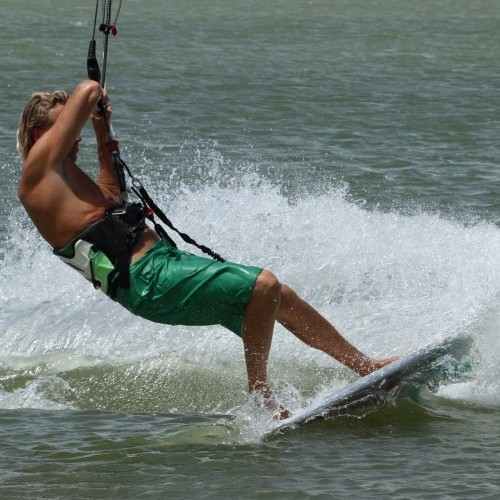 Strapless Upwind 360 Kitesurfing Technique