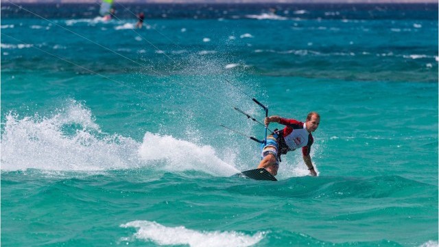 Kitesurfing Travel Guides - Naxos Island