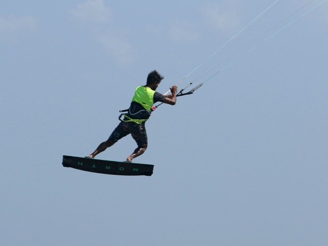 Back Roll Kite Loop Grab