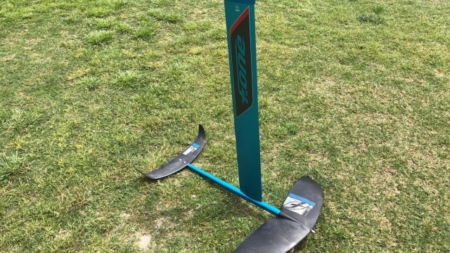 Kitesurfing Reviews - F-ONE Kiteboarding IC6 850 V2 2019