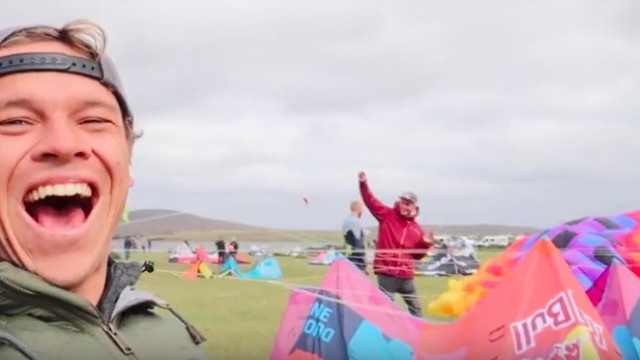 I had pizza while kitesurfing KEVVLOG #223