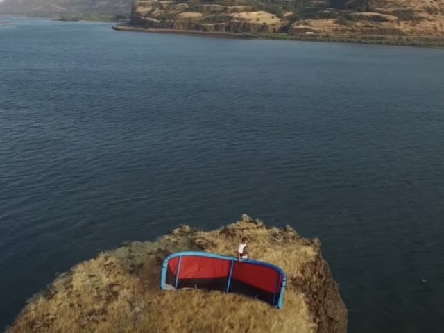 #KitersInIsolation - THIS is Kiteboarding