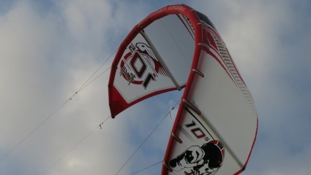Kitesurfing Reviews - Wainman Hawaii Punch 10.5m 2016
