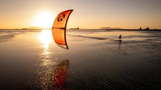Kitesurfing Travel Guides - Lo Stagnone, Marsala