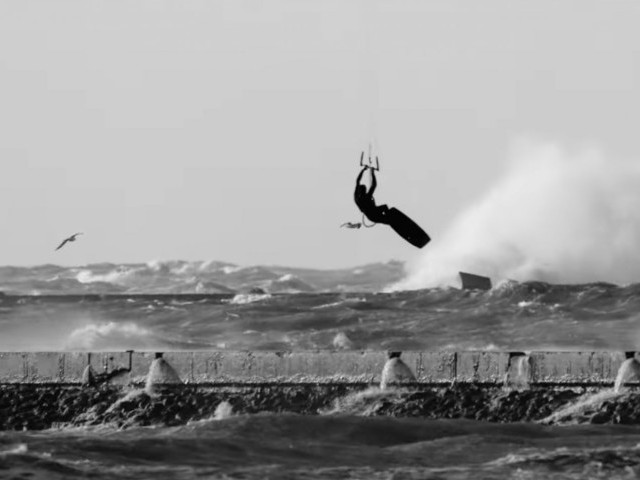 The Perfect Storm - Extreme Kiteboarding in Northern Europe