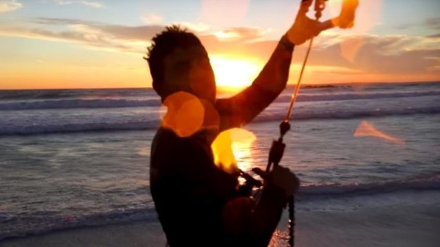 KNOT FUTURE: Here & Now - Ewan Jaspan.