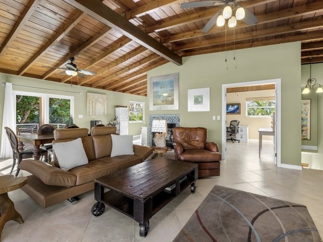 Kiteboarders Dream Home - Florida Keys, USA