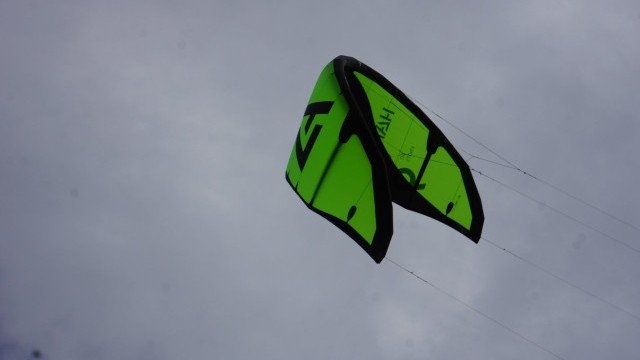 Kitesurfing Reviews - Harlem Kitesurfing Go V4 9m 2020