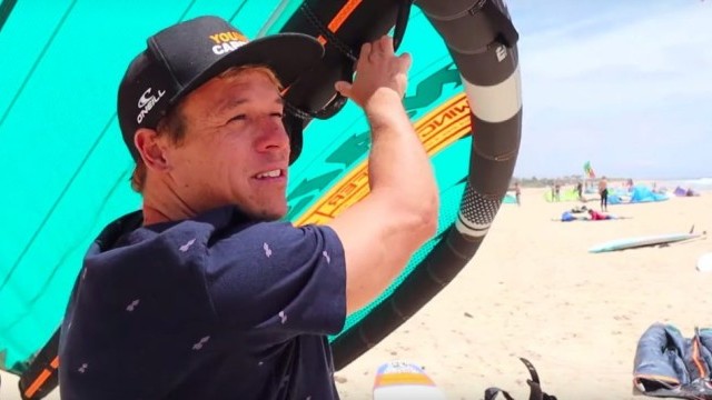 Is the WINGSURFER Really The New Trend?! KEVVLOG³ #11