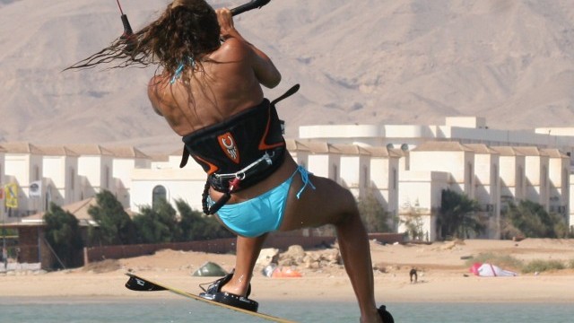 Kitesurfing Technique - Front Loop Transition