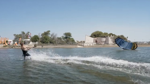 How To Untangle Kite Lines (Kite Tricktip)