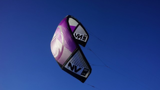 Kitesurfing Reviews - Liquid Force Kites NV 7m 2018