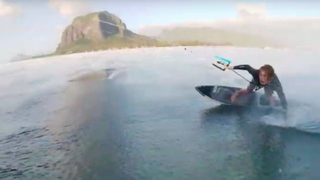 Sessions - Charlie Wise in Mauritius