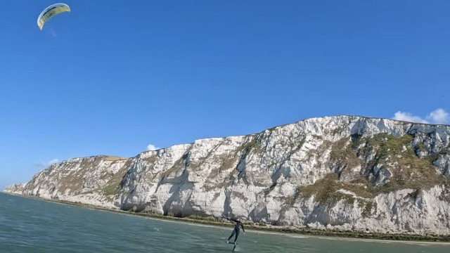Hydrofoiling at Le Cap Blanc-Nez