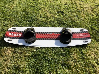 Shinn Bronq Backspacer 136 x 42cm 2019 Kitesurfing Review