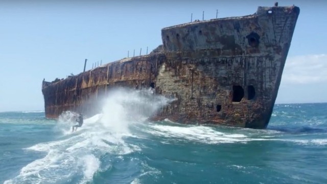 Kai Lenny’s Downwind Voyage through the Hawaiian Islands for Environmental Change