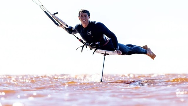 03 Cabrinha Special Agent Foilboard