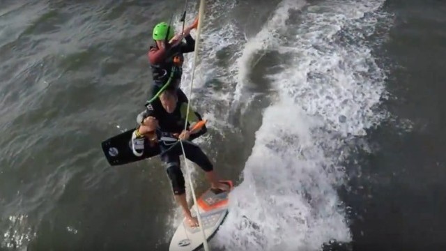 How To Do A Kite Surf Shoulder Carry