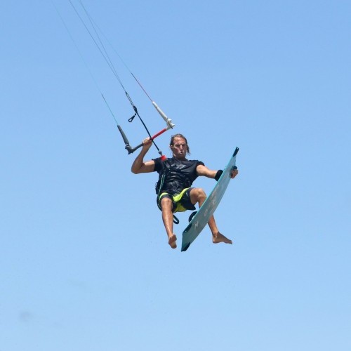 Front Roll Tail Grab Board Off Kitesurfing Technique