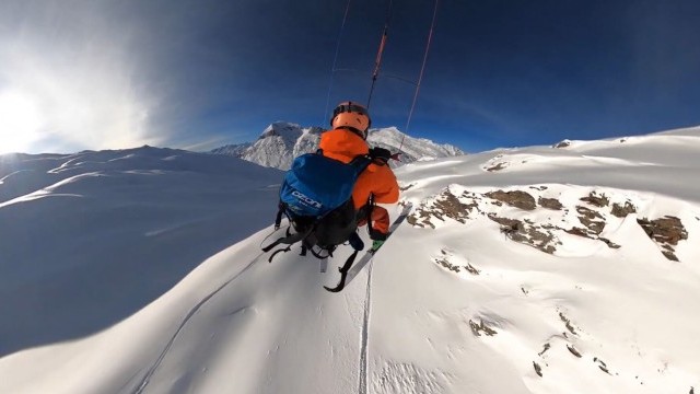 Nice Snowkite Session at the Lukmanier Pass