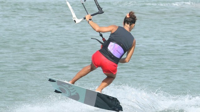 Kitesurfing Technique - Pop to Blind with Ole