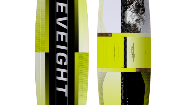 Kitesurfing Reviews - Eleveight Kites Master V8 2025