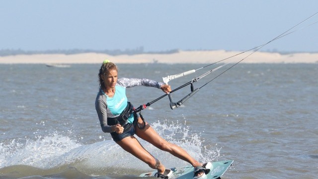 Kitesurfing Technique - Learning To Loop Part 3 - Heel to Toe Downloop Transition