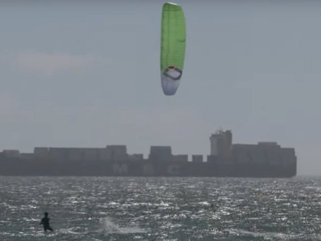 Ozone Chrono V4 Magic at Misty Cliffs and Blouberg beach