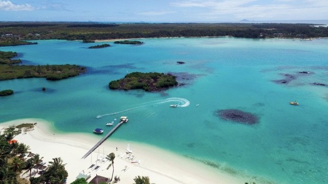 Antoine Auriol at C MAURITIUS