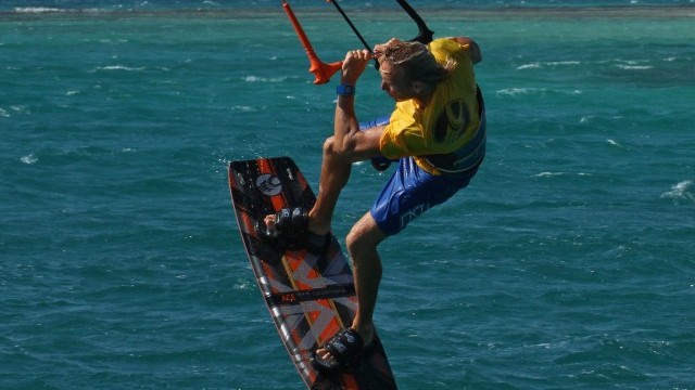 Kitesurfing Technique - Double Back Loop to Toeside