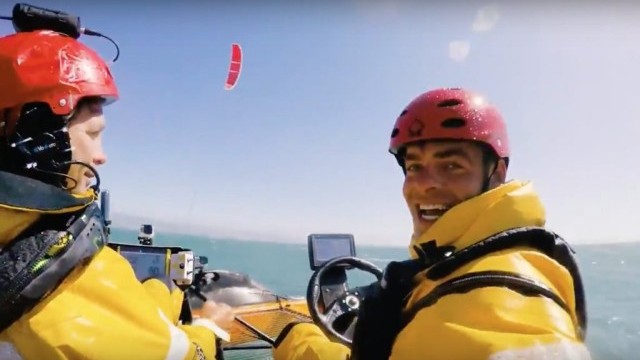 Kiteboating in S.F. + The New WOO App! | TWW Ep. 6