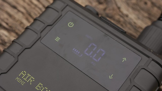 Kitesurfing Reviews - Kite Pumps