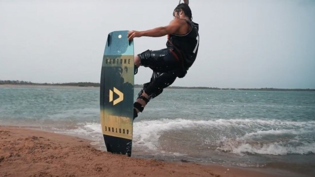 Beach Stall Transition - Tricks of the Trade with Tom Court