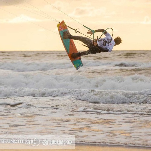 Texel Kitesurfing Holiday and Travel Guide