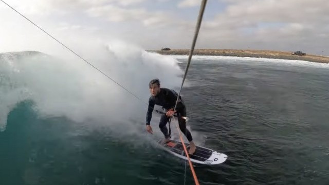KITE SURFING - Court In The Act VLOG