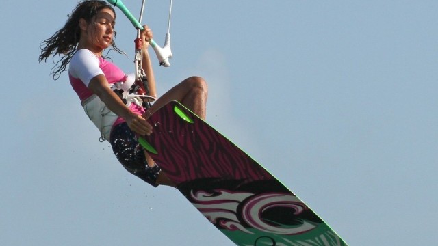Kitesurfing Technique - Front Loop Grab