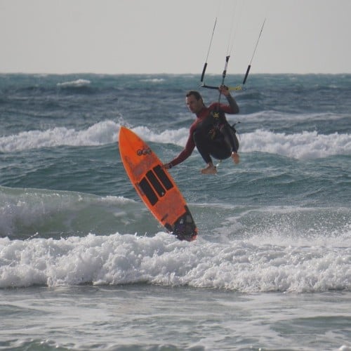 Tel Aviv Kitesurfing Holiday and Travel Guide