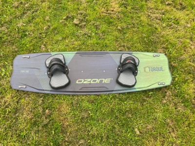 Ozone Torque V2 138 x 42cm 2021 Kitesurfing Review