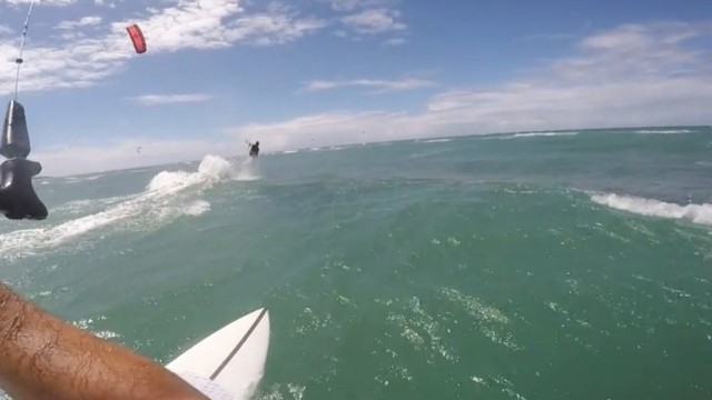 Dido From Kite Beach Cabarete Shows You That One Leg Can't Stop You From STRAPLESS Kitesurfing!!!