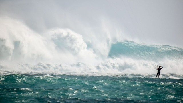 Steven Akkersdijk: Racing The Biggest Wave Of My life!